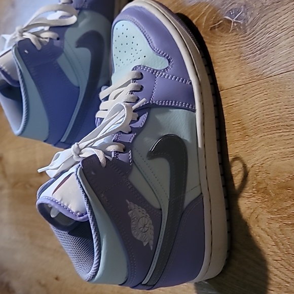 Jordan 1 Mid Purple Aqua - Picture 3 of 7